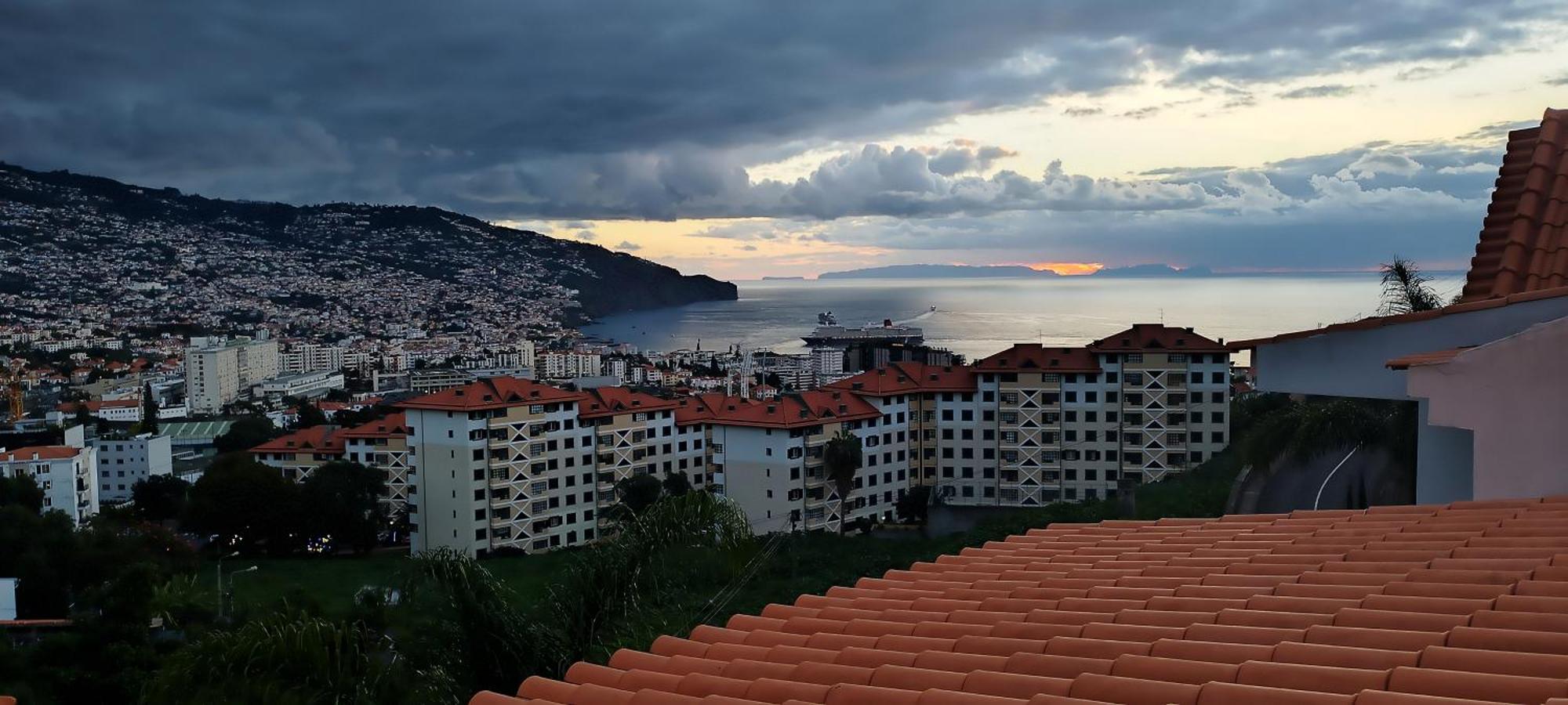 Colinas Do Sol Διαμέρισμα Φουνκάλ Εξωτερικό φωτογραφία